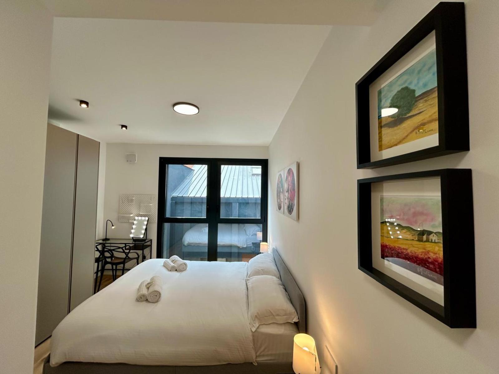 Kibilu Luxury Apt With Terrace, Isola District And Near Garibaldi Station Milano Exteriör bild