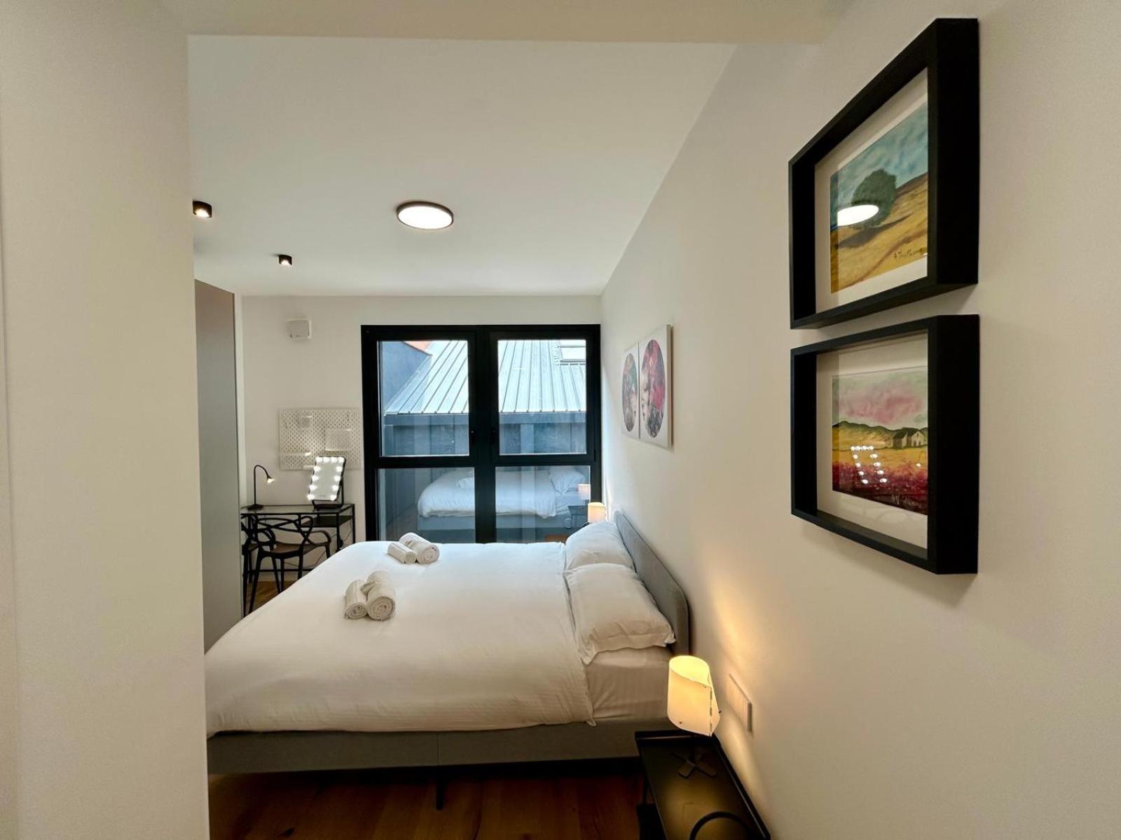 Kibilu Luxury Apt With Terrace, Isola District And Near Garibaldi Station Milano Exteriör bild