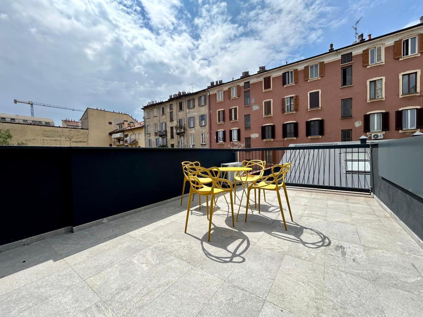 Kibilu Luxury Apt With Terrace, Isola District And Near Garibaldi Station Milano Exteriör bild